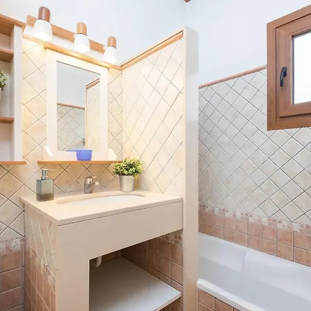 Sa Lluna 3 Bedroom Villa, * Binibeca